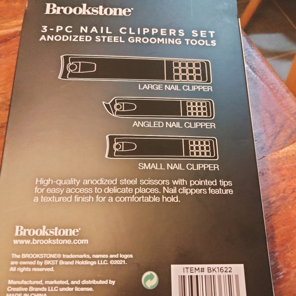 Brookstone 3pc Nail Clippers Set View 3